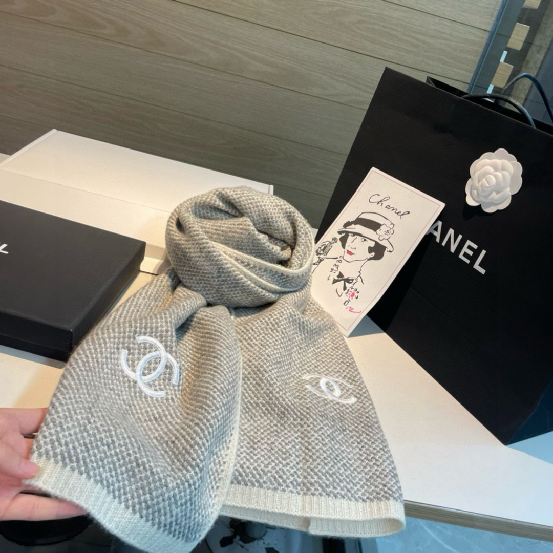 网红刘钰懿同款！真的超级气质百搭的设计~经典菱格纹元素再现，香家专属的风格！双coco lady名媛气质