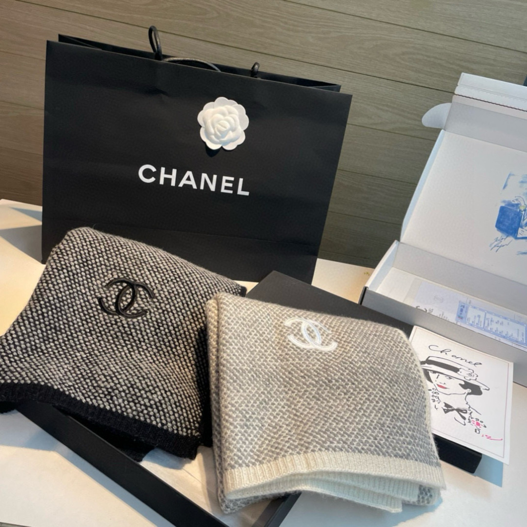 网红刘钰懿同款！真的超级气质百搭的设计~经典菱格纹元素再现，香家专属的风格！双coco lady名媛气质