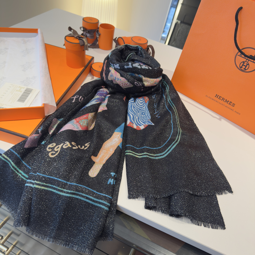 会发光发亮的围巾银丝羊绒长巾✨专柜同步‼️真心赞‼️驴家路易威登经典 Monogram 图案搭配彩色边框