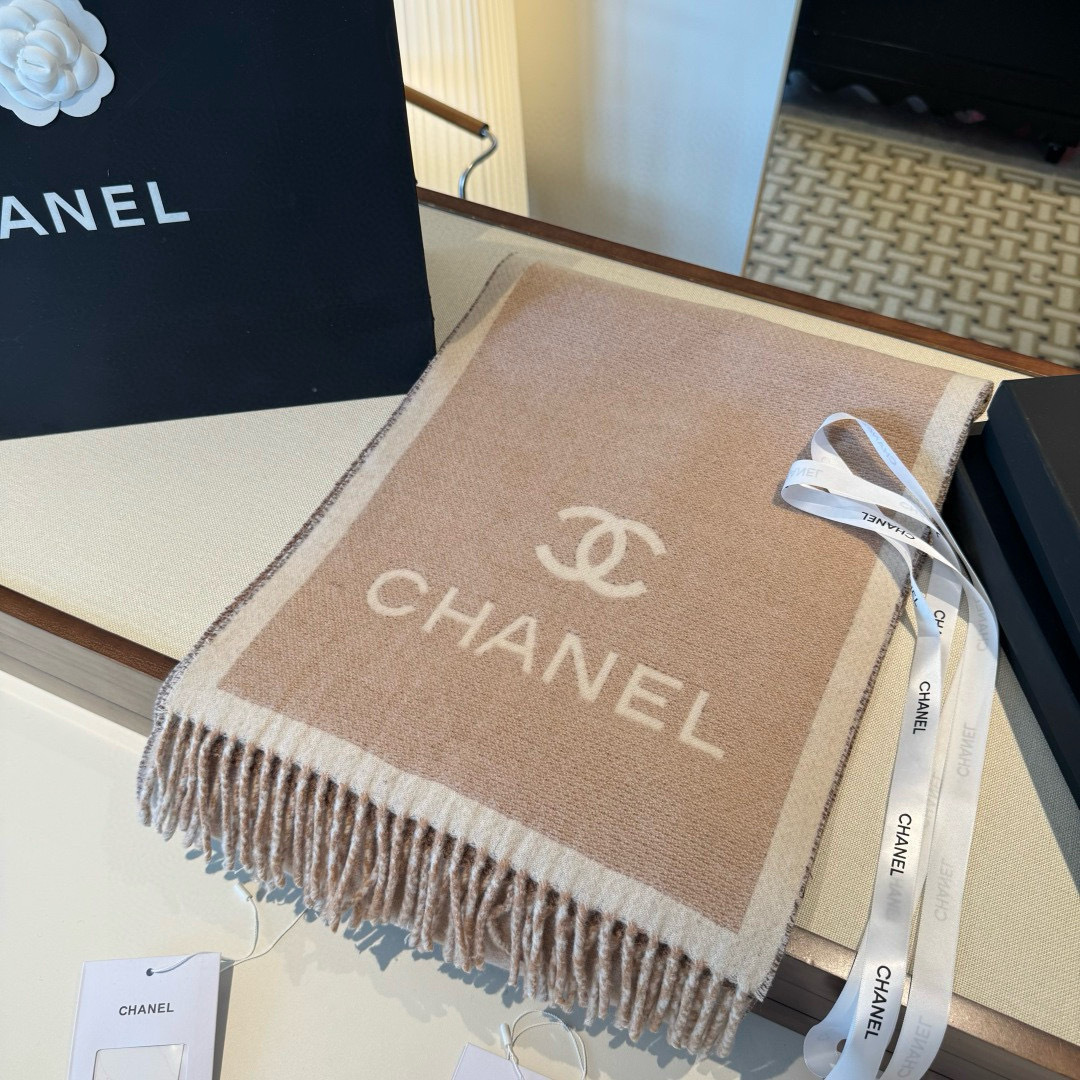 小香专柜最新款💨火爆来袭💥🎊顶级双层色织工艺。此工艺只有纯正代工厂才有的工艺‼️专柜原版紫外线加热感应双