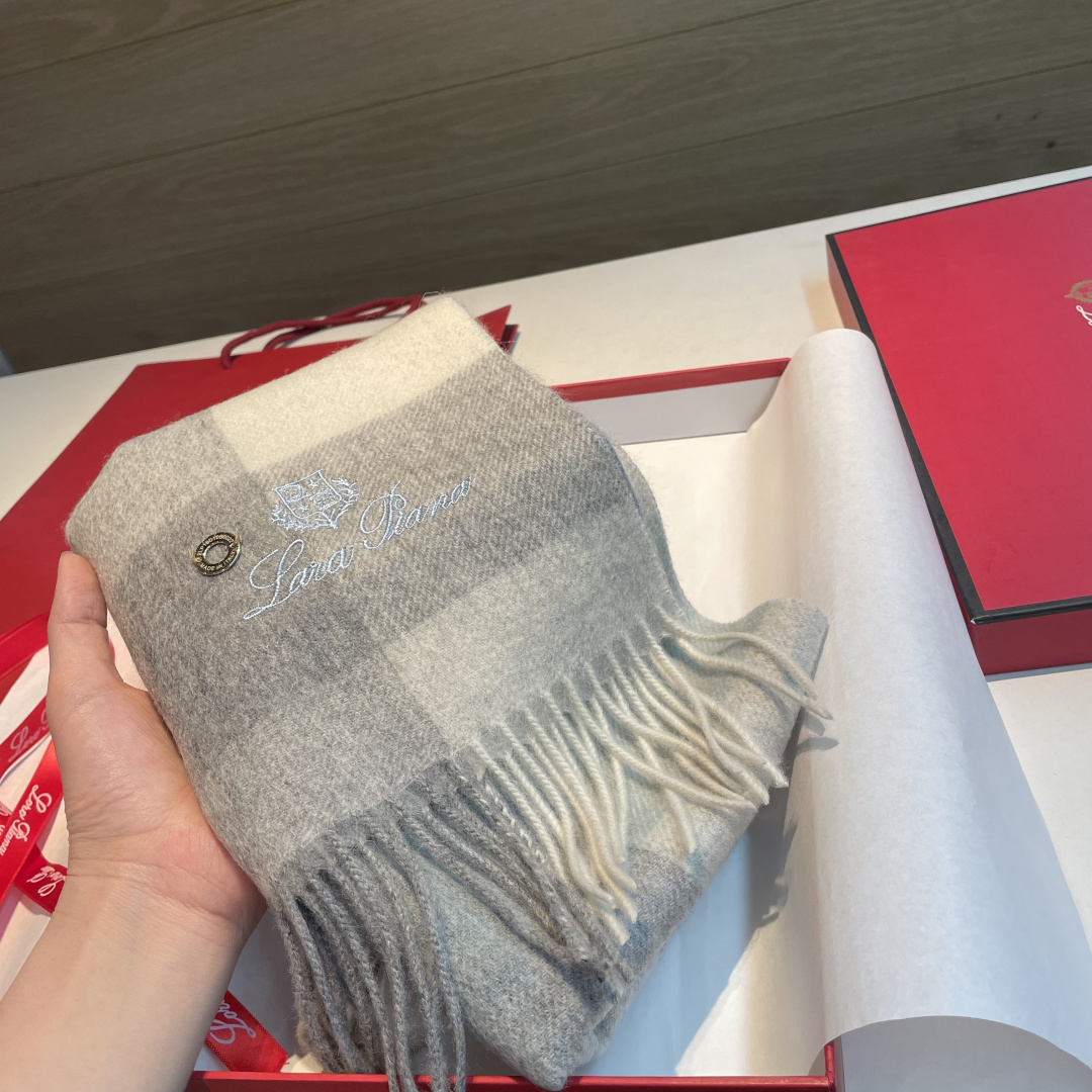 🆕Loro Piana · 诺悠翩雅【贸易公司尾单，极品山羊绒围巾披肩】送人自留都太高大上了😍重磅上新，