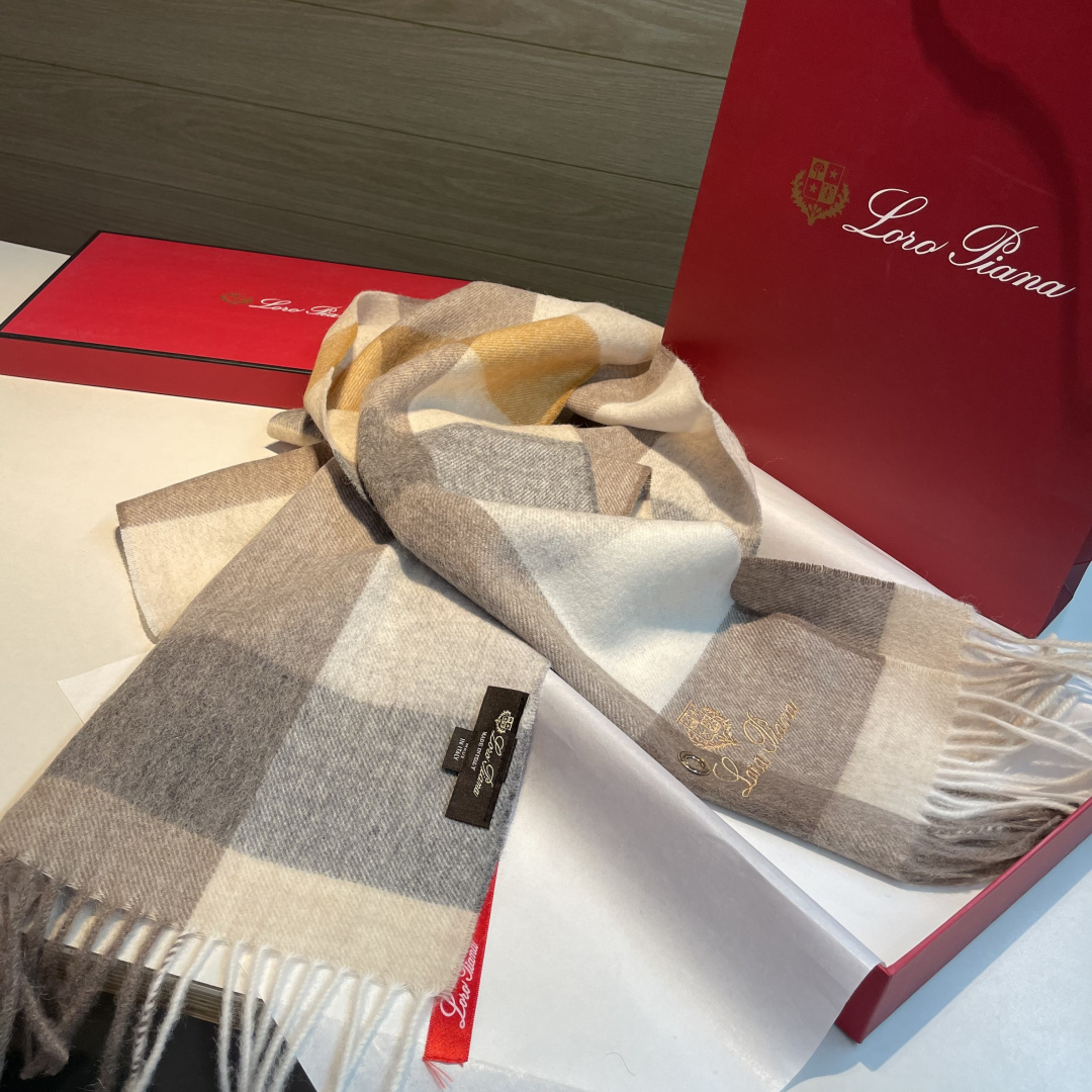 🆕Loro Piana · 诺悠翩雅【贸易公司尾单，极品山羊绒围巾披肩】送人自留都太高大上了😍重磅上新，