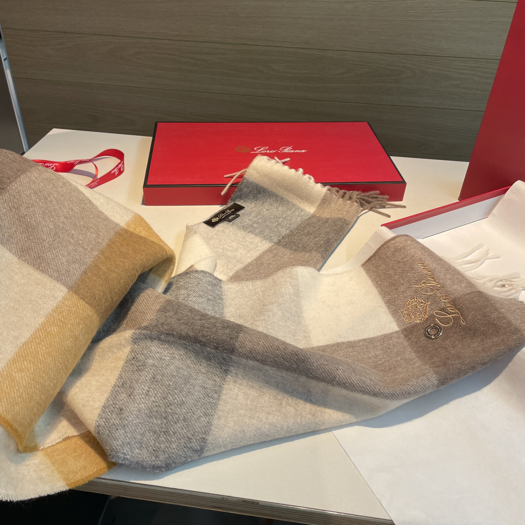 🆕Loro Piana · 诺悠翩雅【贸易公司尾单，极品山羊绒围巾披肩】送人自留都太高大上了😍重磅上新，