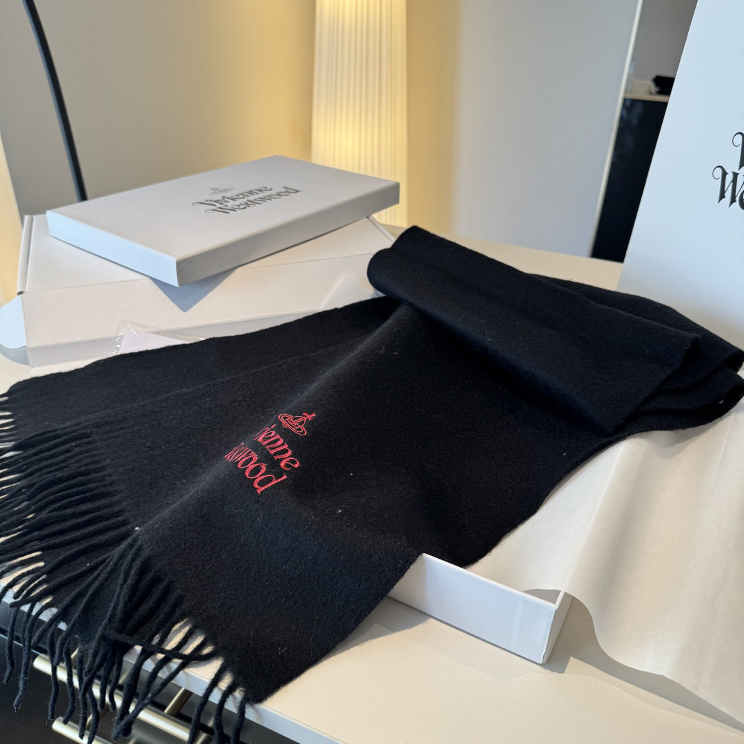 🐂独一无二的绝对牛货♥️美化心了好吗！我爱S的vivienne westwood维维安·西太后出口原单围