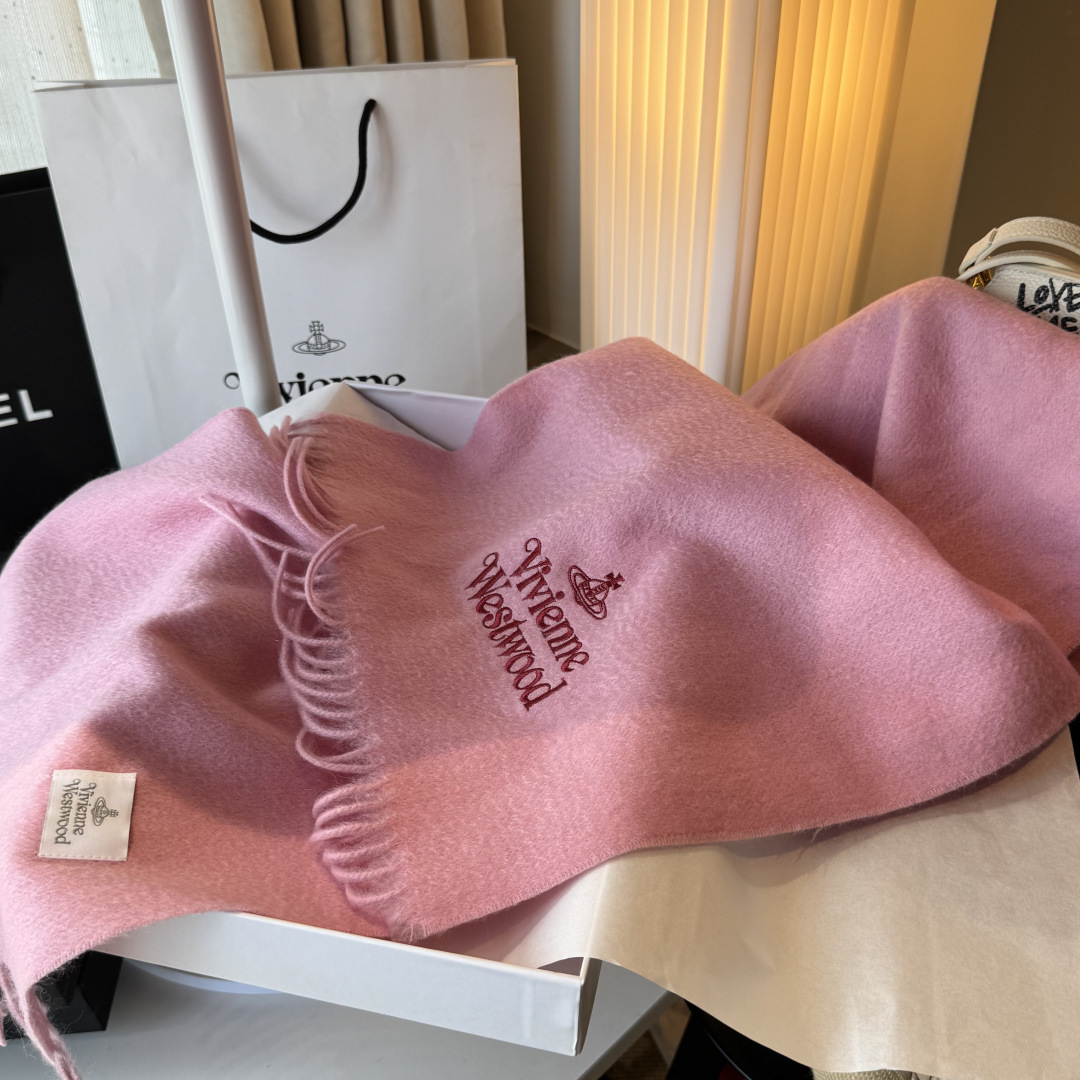 🐂独一无二的绝对牛货♥️美化心了好吗！我爱S的vivienne westwood维维安·西太后出口原单围