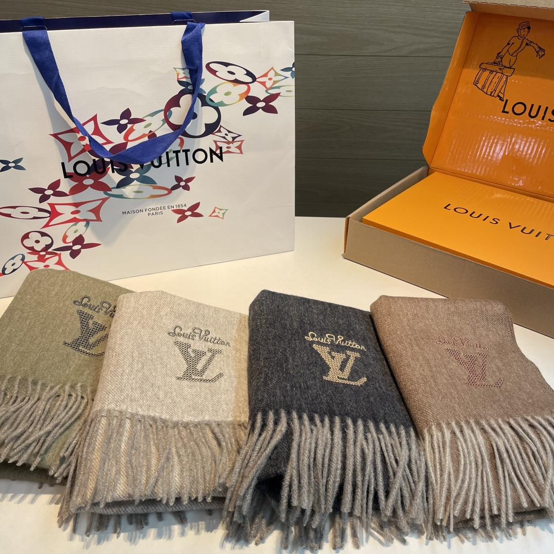 【▪️家属福利来了！！Lv 高端重磅男士围巾！】怒赞推荐，激动~！！下手绝对要快，同步专柜，最高端的男士