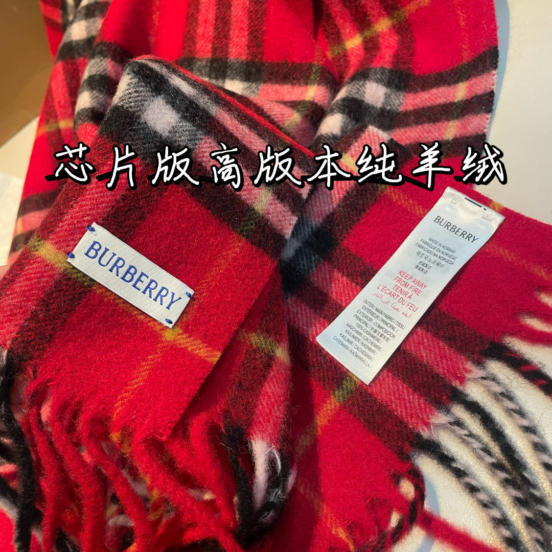 Burberry圣诞款羊绒版本金婧，张婧仪，周洁琼同款围巾新年福利苏格兰大红格围巾，走英国的单， 这款是