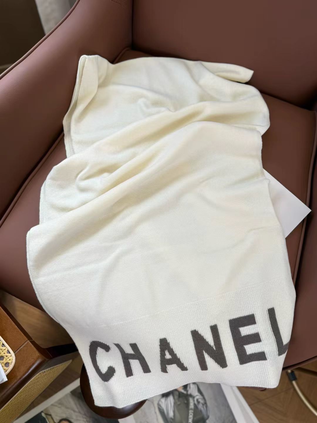 🆕🆕🆕【▪Chanel · 香奈儿难得一见的针织单品，温柔配色，超级迷恋❗️气质低调恬静又不失优雅❗️】