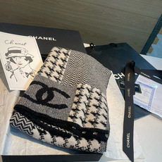 CHANEL羊绒长巾👏💙顶级原单正品旷世绝美,小香千鸟格羊绒围巾,顶级高端货👼【绝对值得珍藏👍】👏香奈儿绝美百搭款💋专柜 CHANEL羊绒长巾👏💙顶级原单正品旷世绝美,小香千鸟格羊绒围巾,顶级高端货👼【绝对值得珍藏👍】👏香奈儿绝美百搭款💋专柜