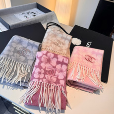🆕 【CHANEL·香奈儿 】喜欢有颜值,高质量的亲可入手,名媛单品,无论怎么搭配都是满满的气质感,100%极品山羊绒水 🆕 【CHANEL·香奈儿 】喜欢有颜值,高质量的亲可入手,名媛单品,无论怎么搭配都是满满的气质感,100%极品山羊绒水
