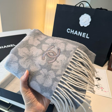 🆕 【CHANEL·香奈儿 】喜欢有颜值,高质量的亲可入手,名媛单品,无论怎么搭配都是满满的气质感,100%极品山羊绒水 🆕 【CHANEL·香奈儿 】喜欢有颜值,高质量的亲可入手,名媛单品,无论怎么搭配都是满满的气质感,100%极品山羊绒水