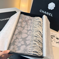 🆕 【CHANEL·香奈儿 】喜欢有颜值,高质量的亲可入手,名媛单品,无论怎么搭配都是满满的气质感,100%极品山羊绒水 🆕 【CHANEL·香奈儿 】喜欢有颜值,高质量的亲可入手,名媛单品,无论怎么搭配都是满满的气质感,100%极品山羊绒水