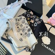 上新❤️ 超级有腔调!!!巨巨巨巨美的闪光女神】谁懂这种秋冬调性的美啊?!!!这款小香披肩也是我疯狂喜欢的一款,一试完就 上新❤️ 超级有腔调!!!巨巨巨巨美的闪光女神】谁懂这种秋冬调性的美啊?!!!这款小香披肩也是我疯狂喜欢的一款,一试完就