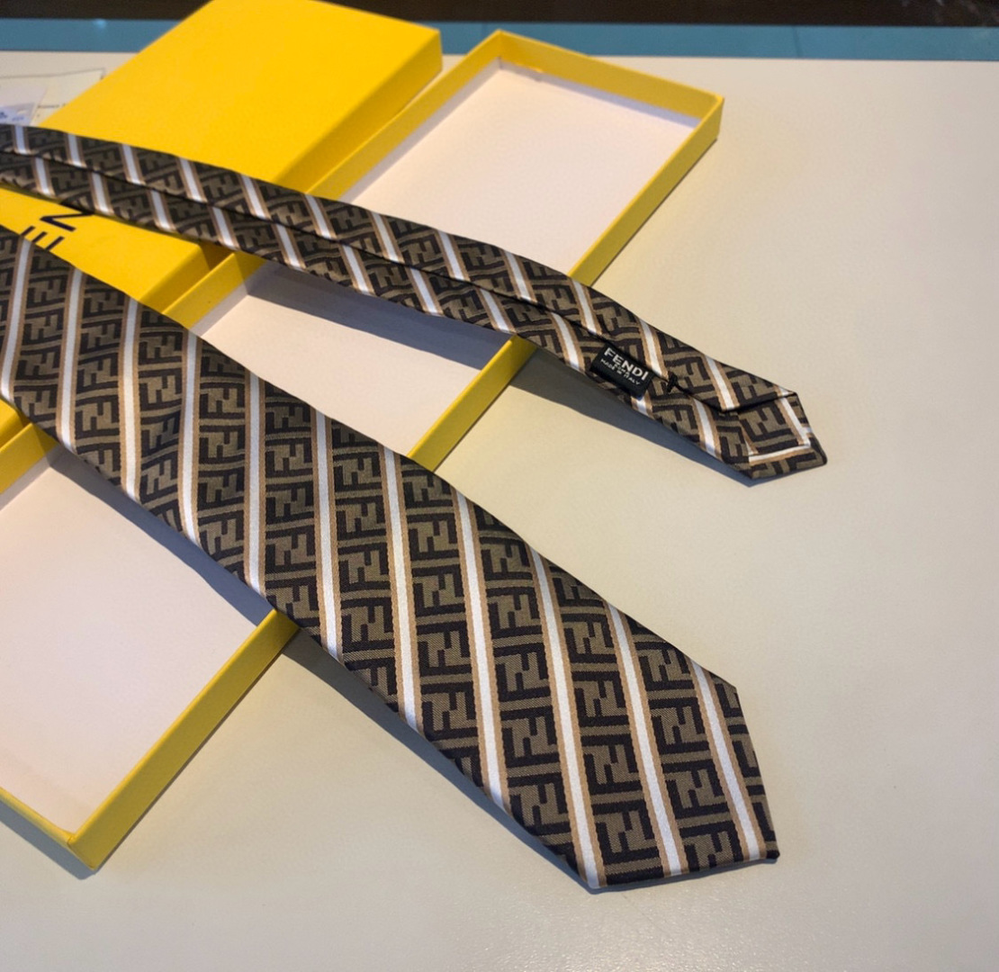 特 👏👏 这款绝了，实物真的很美，男士芬迪爆款领带👔👔，稀有😻😻展现精湛手工与时尚优雅的理想选择，这款采