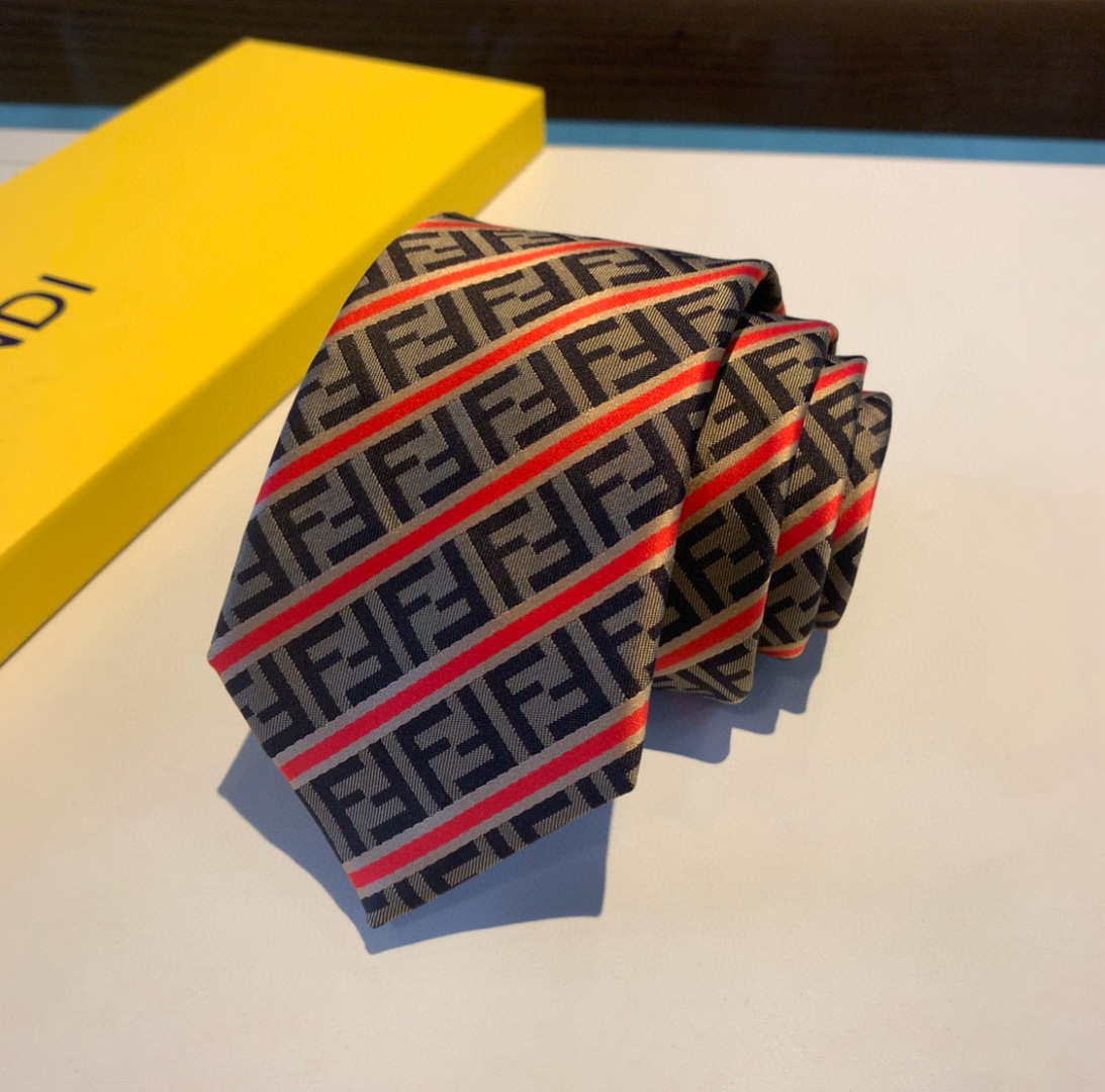 特 👏👏 这款绝了，实物真的很美，男士芬迪爆款领带👔👔，稀有😻😻展现精湛手工与时尚优雅的理想选择，这款采