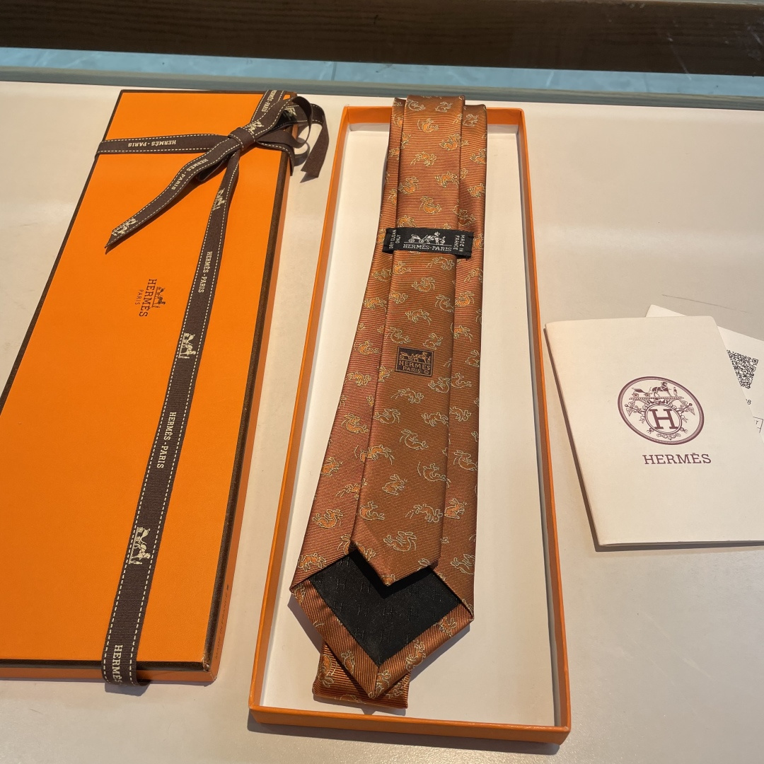 特 领带新款出货啦‼️‼️爱马仕男士新款领带系列👔👔，让男士可以充分展示自己个性。100%顶级斜纹真丝手