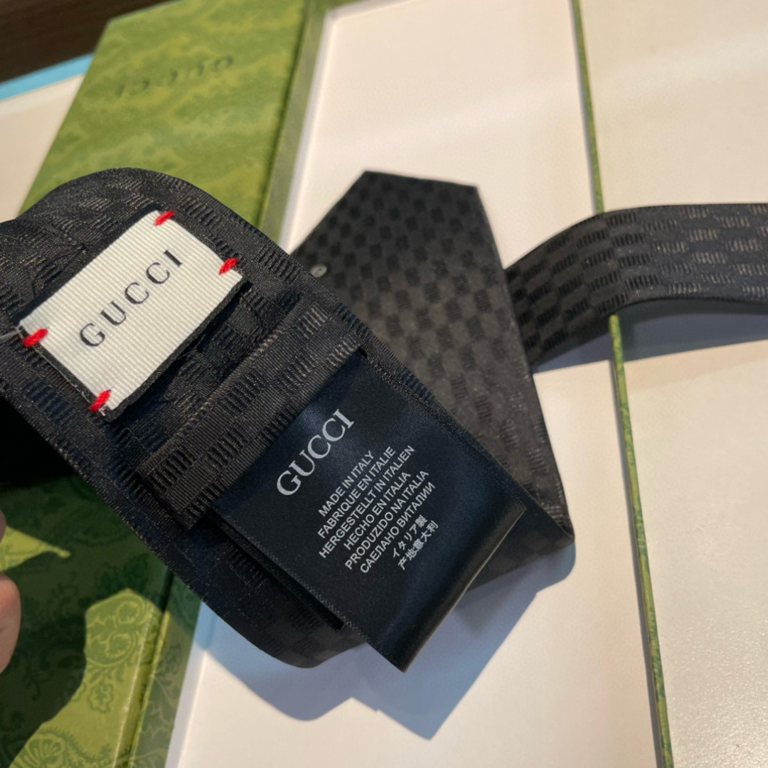 特批 G家专柜新款【GG标识印花领带】男士领带👔👔，稀有采用经典小G LOGO提花展现精湛手工与时尚优雅
