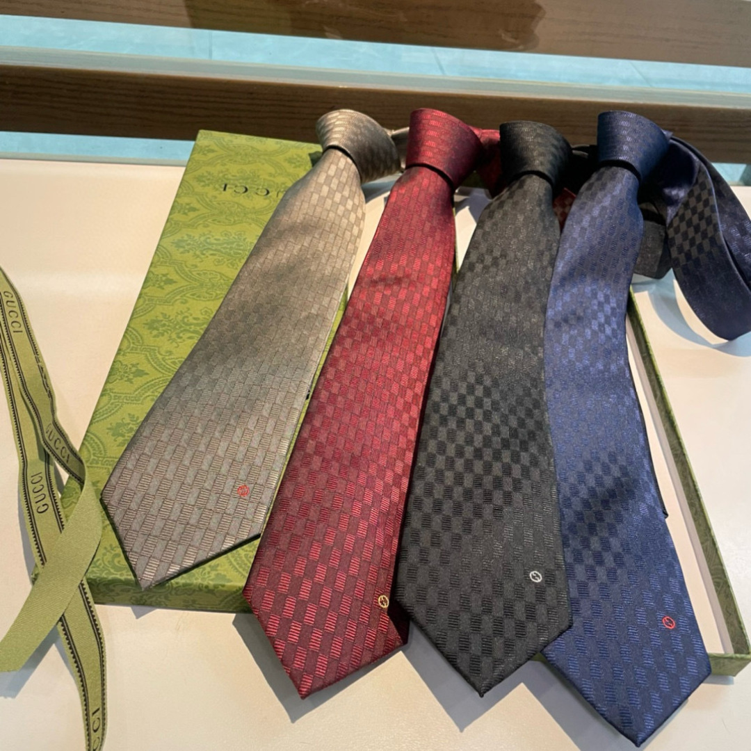 特批 G家专柜新款【GG标识印花领带】男士领带👔👔，稀有采用经典小G LOGO提花展现精湛手工与时尚优雅