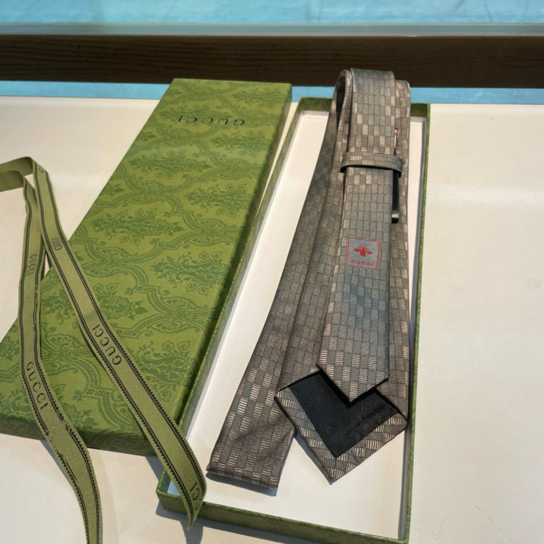 特批 G家专柜新款【GG标识印花领带】男士领带👔👔，稀有采用经典小G LOGO提花展现精湛手工与时尚优雅