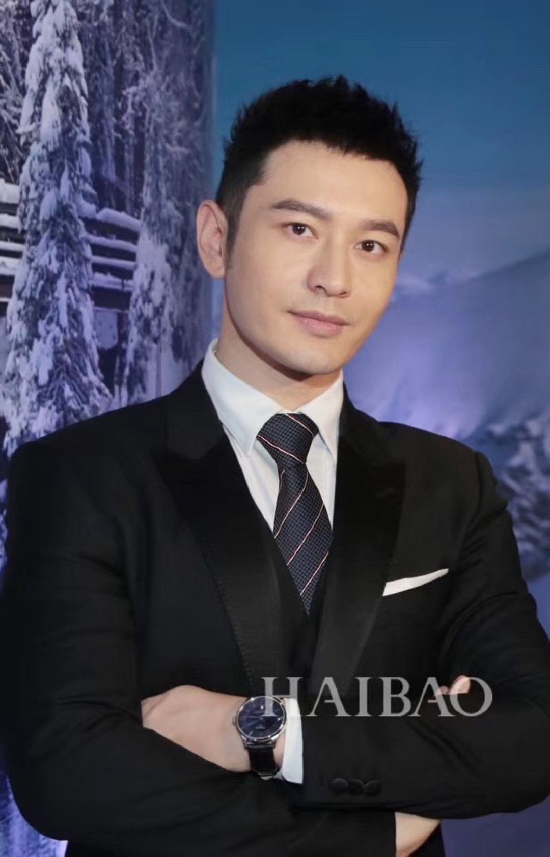 配包装 LV专柜同步出货啦‼ 男士领带系列【ECU领带】👔👔，稀有😻😻展现精湛手工与时尚优雅的理想选择，