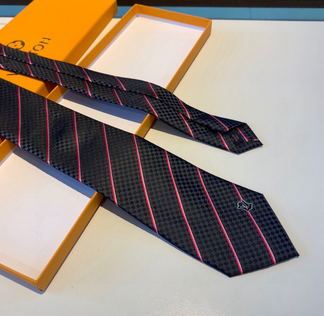 配包装 LV专柜同步出货啦‼ 男士领带系列【ECU领带】👔👔，稀有😻😻展现精湛手工与时尚优雅的理想选择，