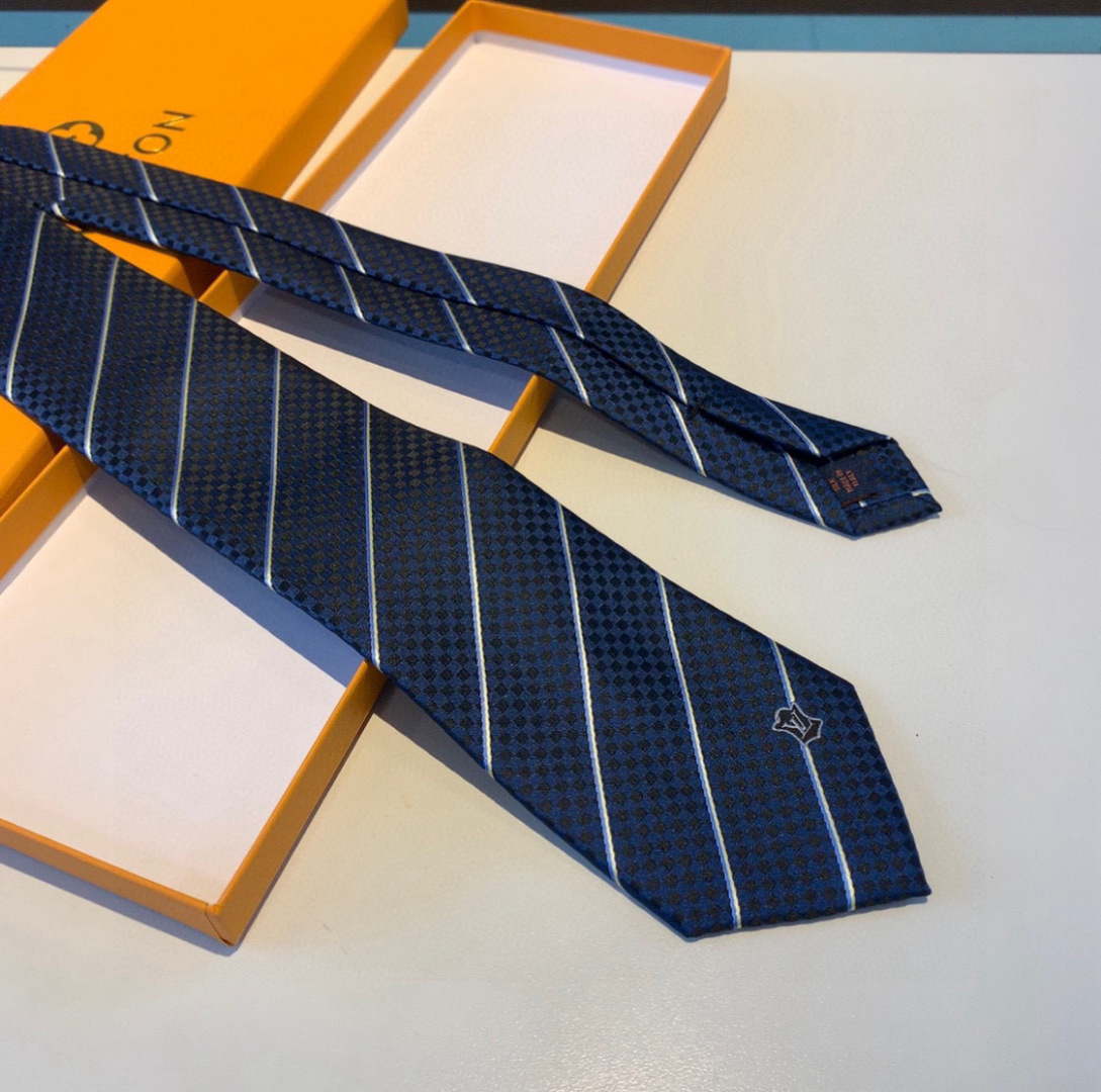 配包装 LV专柜同步出货啦‼ 男士领带系列【ECU领带】👔👔，稀有😻😻展现精湛手工与时尚优雅的理想选择，