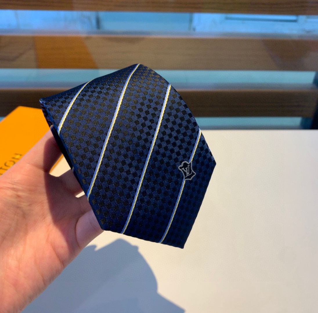 配包装 LV专柜同步出货啦‼ 男士领带系列【ECU领带】👔👔，稀有😻😻展现精湛手工与时尚优雅的理想选择，