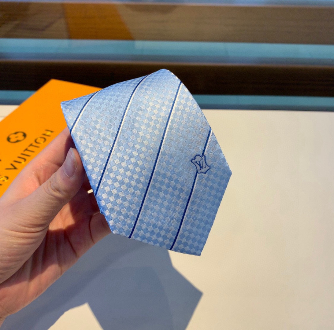 配包装 LV专柜同步出货啦‼ 男士领带系列【ECU领带】👔👔，稀有😻😻展现精湛手工与时尚优雅的理想选择，