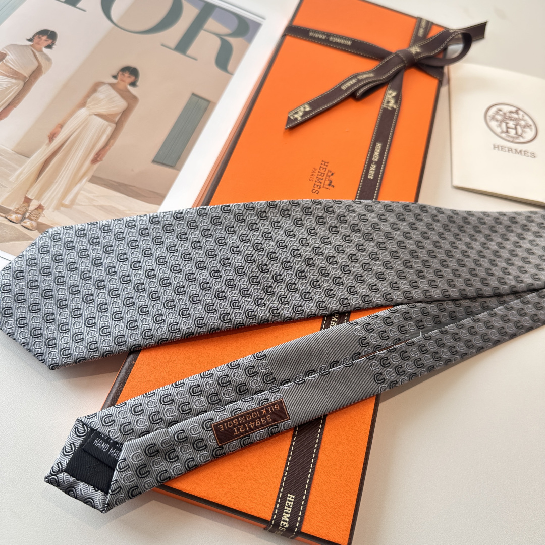 特 爱马仕《Good luck》男士新款领带系列👔👔，稀有H家每年都有一千条不同印花的领带面世，从最初的