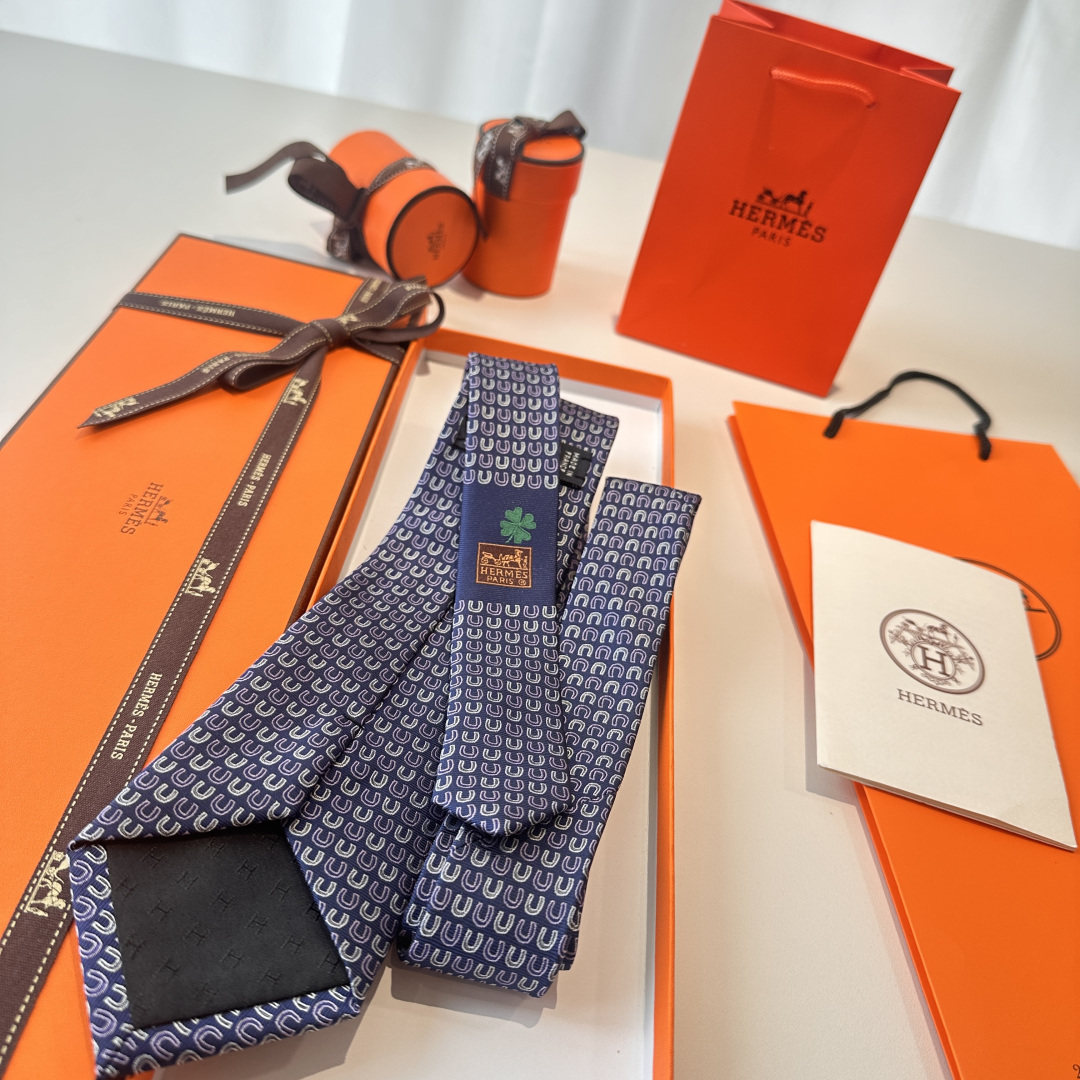 特 爱马仕《Good luck》男士新款领带系列👔👔，稀有H家每年都有一千条不同印花的领带面世，从最初的