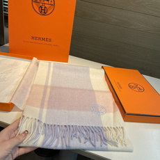 🆕Hermes · 爱马仕❗️怒赞自留▪️❗️我们的男款围巾且买且珍惜~~男款真的很少,一年也就出几款,都是出口订单所以 🆕Hermes · 爱马仕❗️怒赞自留▪️❗️我们的男款围巾且买且珍惜~~男款真的很少,一年也就出几款,都是出口订单所以