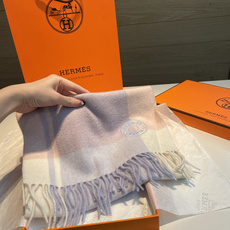 🆕Hermes · 爱马仕❗️怒赞自留▪️❗️我们的男款围巾且买且珍惜~~男款真的很少,一年也就出几款,都是出口订单所以 🆕Hermes · 爱马仕❗️怒赞自留▪️❗️我们的男款围巾且买且珍惜~~男款真的很少,一年也就出几款,都是出口订单所以