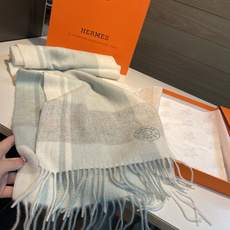 🆕Hermes · 爱马仕❗️怒赞自留▪️❗️我们的男款围巾且买且珍惜~~男款真的很少,一年也就出几款,都是出口订单所以 🆕Hermes · 爱马仕❗️怒赞自留▪️❗️我们的男款围巾且买且珍惜~~男款真的很少,一年也就出几款,都是出口订单所以