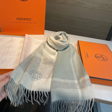 🆕Hermes · 爱马仕❗️怒赞自留▪️❗️我们的男款围巾且买且珍惜~~男款真的很少,一年也就出几款,都是出口订单所以 🆕Hermes · 爱马仕❗️怒赞自留▪️❗️我们的男款围巾且买且珍惜~~男款真的很少,一年也就出几款,都是出口订单所以