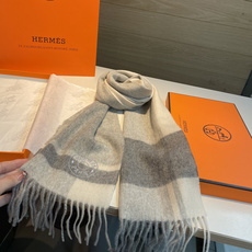🆕Hermes · 爱马仕❗️怒赞自留▪️❗️我们的男款围巾且买且珍惜~~男款真的很少,一年也就出几款,都是出口订单所以 🆕Hermes · 爱马仕❗️怒赞自留▪️❗️我们的男款围巾且买且珍惜~~男款真的很少,一年也就出几款,都是出口订单所以