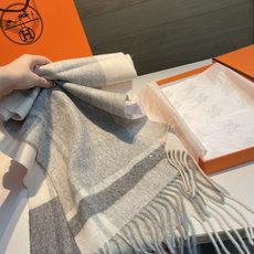 🆕Hermes · 爱马仕❗️怒赞自留▪️❗️我们的男款围巾且买且珍惜~~男款真的很少,一年也就出几款,都是出口订单所以 🆕Hermes · 爱马仕❗️怒赞自留▪️❗️我们的男款围巾且买且珍惜~~男款真的很少,一年也就出几款,都是出口订单所以