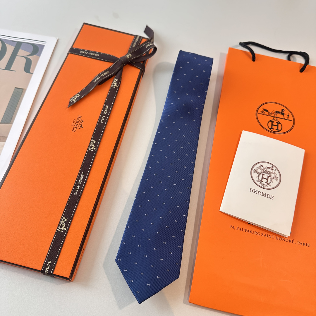 🌾 领带新款出货啦‼‼爱马仕男士新款领带系列👔👔，让男士可以充分展示自己个性。100%顶级斜纹真丝手工定