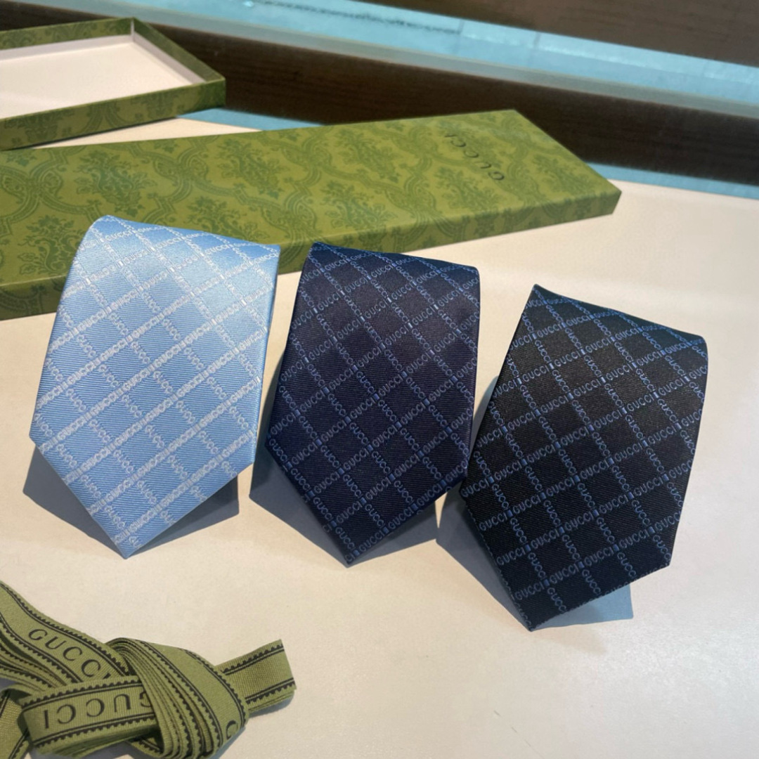 🌾 G家专柜新款【GG标识印花领带】男士领带👔👔，稀有采用经典小G LOGO提花展现精湛手工与时尚优雅的