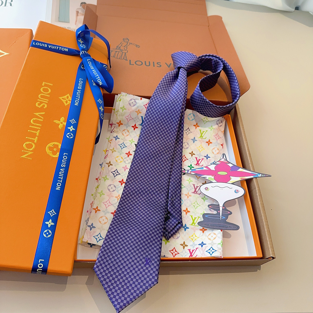 LV领带 新款来袭 路易威登经典领带👔「棋盘格子」l'花纹，男士必备单品超时尚！高端品质 版型面料都达到