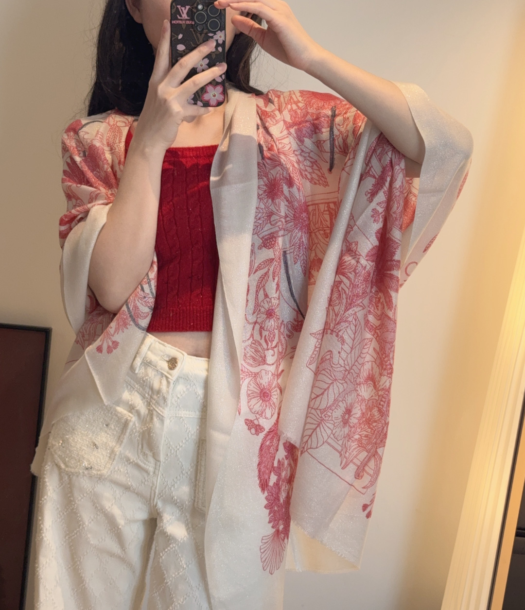 NO:726982,Hermès shiny scarf silver cashmere long scarf counter synchronized sincerely praise Louis Vuitton's classic Monogram pattern with colorful borders to add a gorgeous style. Highly recommended if you are slow, this size is not big or small, especially easy to match, the quality is super good, you will understand the high-end quality when you get it, the high-end details WYSIWYG heavy offer VI price customers must buy Recommended size 110*200cm cashmere high version scarf, high version scarf, hermes, louis vuitton, louis  vuitton,louis vuitton19860909爱马仕 会发光发亮的围巾银丝羊绒长巾专柜同步真心赞驴家路易威登经典 Monogram 图案搭配彩色边框再添华美格调.强烈推荐手慢无这个size不大不小特别好搭配,品质超级好拿到手就会懂的高端品质,高端细节所见即所得重磅巨献VI价客户必入推荐尺寸110*200cm羊绒高版本围巾,高版本围巾,hermes,louis vuitton,louis vuitton,louis vuitton,scarf