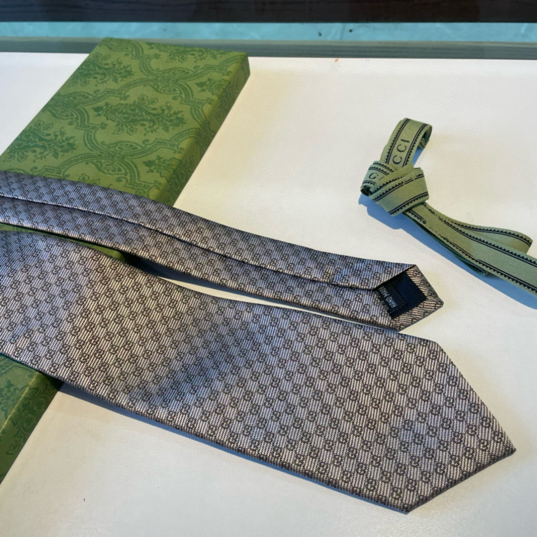 特 G家专柜新款【GG标识印花领带】男士领带👔👔，稀有采用经典小G LOGO提花展现精湛手工与时尚优雅的