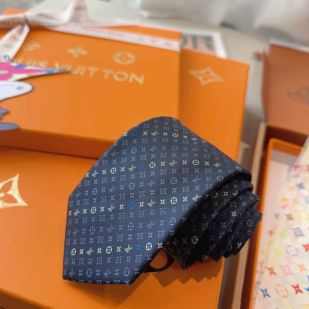 特 LV老花领带 ，路易威登经典领带👔老花提花设计，男士必备单品超时尚！高端品质 版型面料都达到品牌标准
