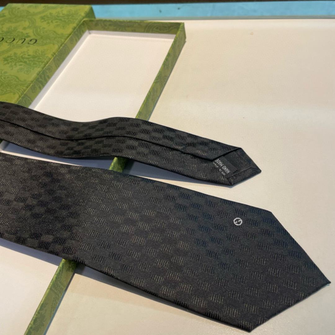 特批 G家专柜新款【GG标识印花领带】男士领带👔👔，稀有采用经典小G LOGO提花展现精湛手工与时尚优雅