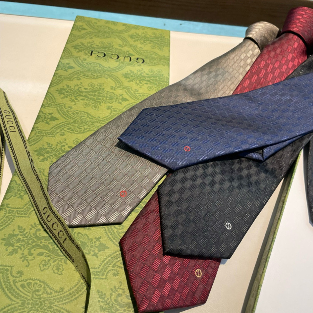 特批 G家专柜新款【GG标识印花领带】男士领带👔👔，稀有采用经典小G LOGO提花展现精湛手工与时尚优雅
