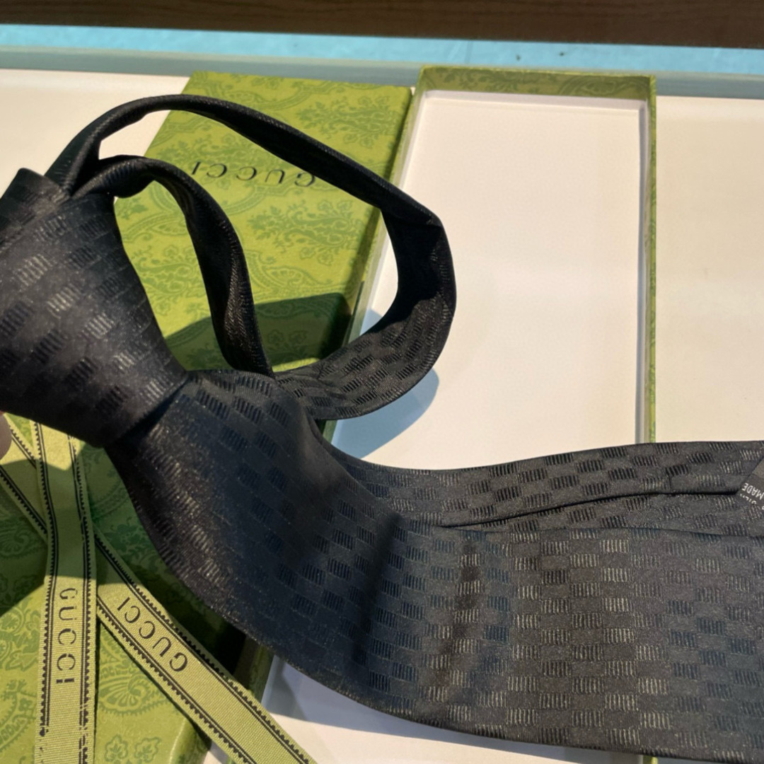 特批 G家专柜新款【GG标识印花领带】男士领带👔👔，稀有采用经典小G LOGO提花展现精湛手工与时尚优雅