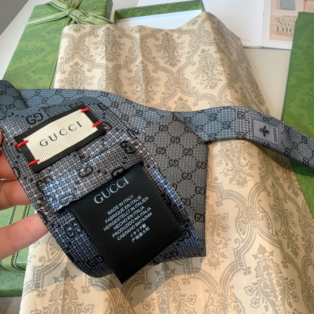 特 G家专柜新款【GG标识印花领带】男士领带👔👔，稀有采用经典小G LOGO提花展现精湛手工与时尚优雅的