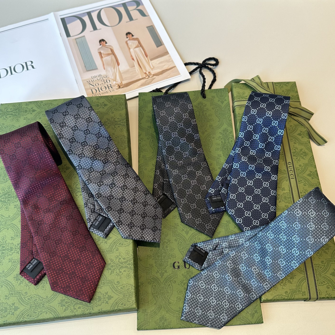 特 G家专柜新款【GG标识印花领带】男士领带👔👔，稀有采用经典小G LOGO提花展现精湛手工与时尚优雅的