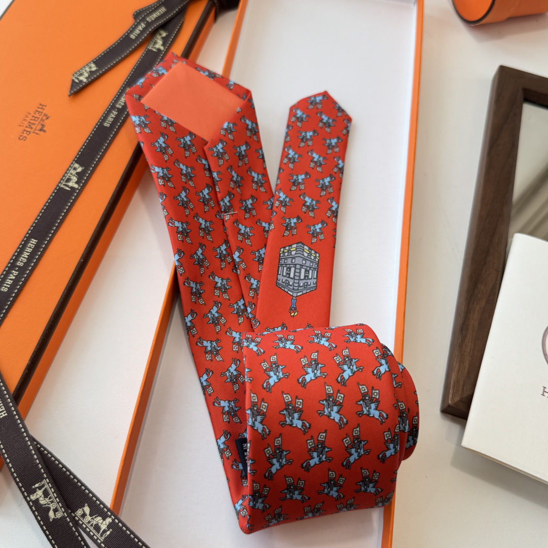 特 手工缝制斜纹真丝领带（100%桑蚕丝）。这件蕴含创意巧思的作品饰有令人惊喜的细节，佩戴这款精美领带，