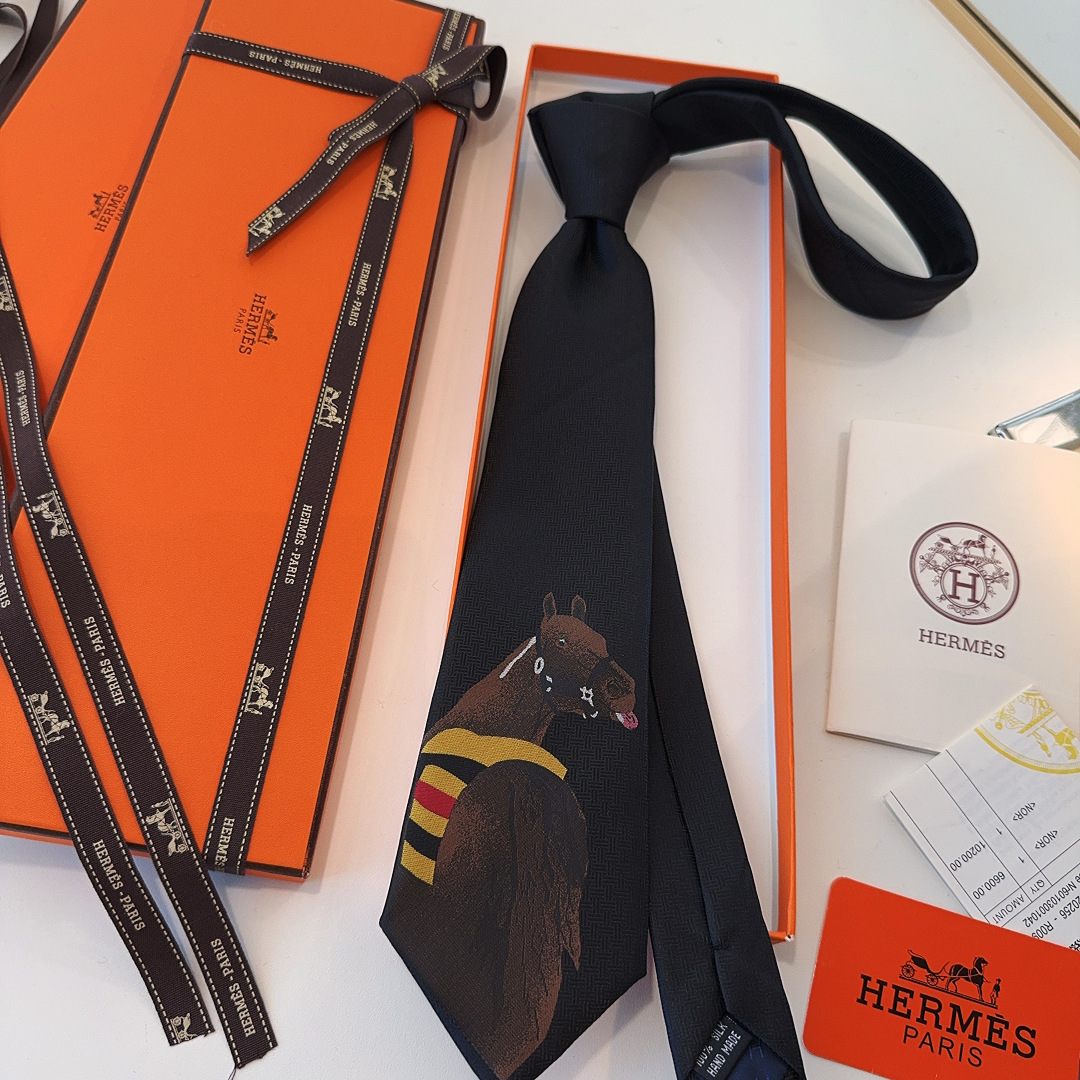🌾 马年销量版 领带新款出货啦‼️‼️爱马仕男士新款领带系列👔👔，让男士可以充分展示自己个性。100%顶