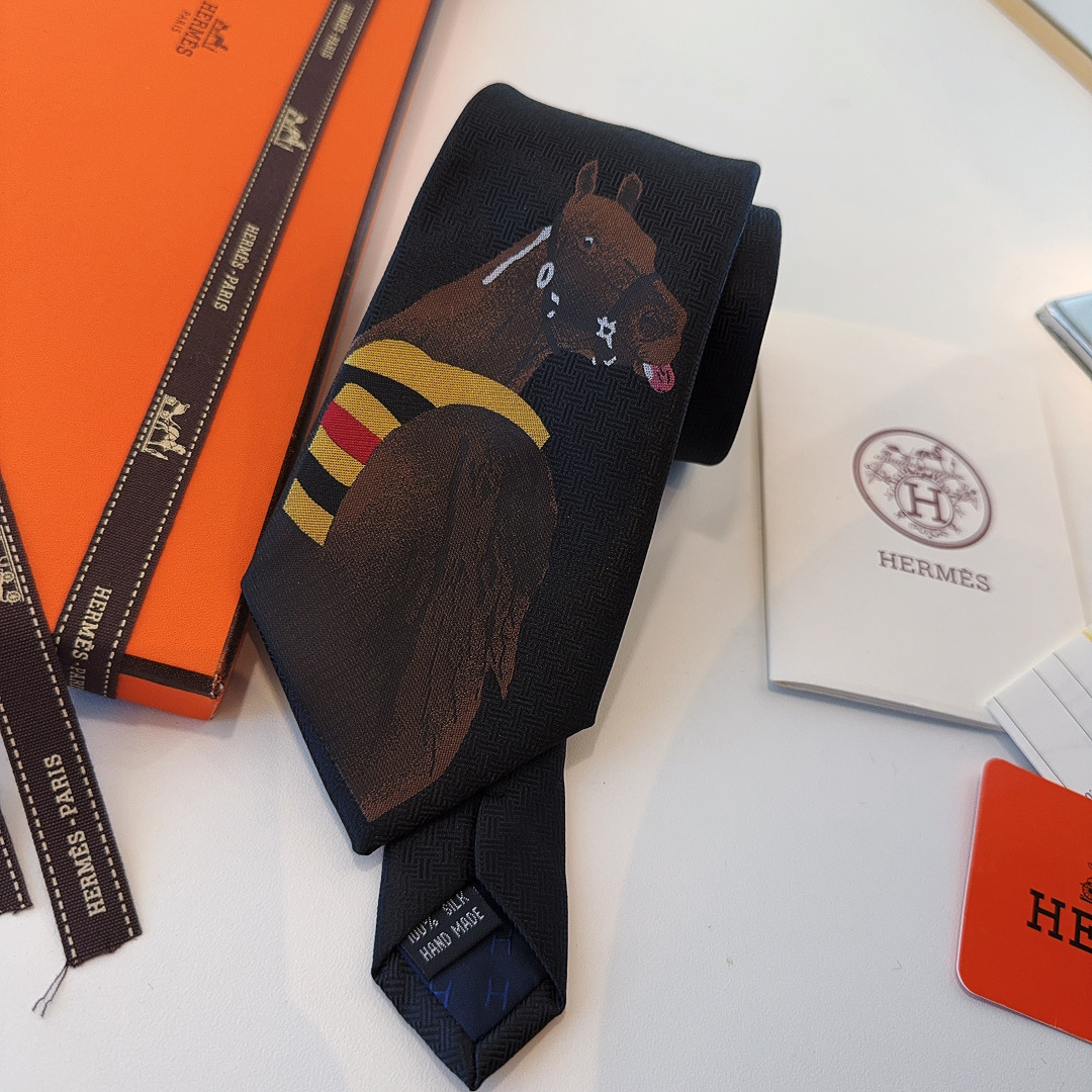 🌾 马年销量版 领带新款出货啦‼️‼️爱马仕男士新款领带系列👔👔，让男士可以充分展示自己个性。100%顶